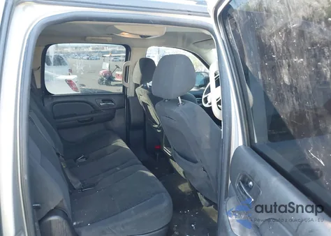 2007 Chevrolet Suburban 1500 Ls из США, поврежденный, VIN 1GNFC16097J165670